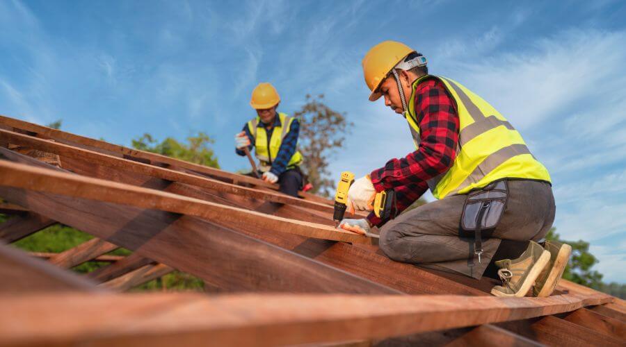 Expert Emergency Roof Repairs services in Neponset, IL